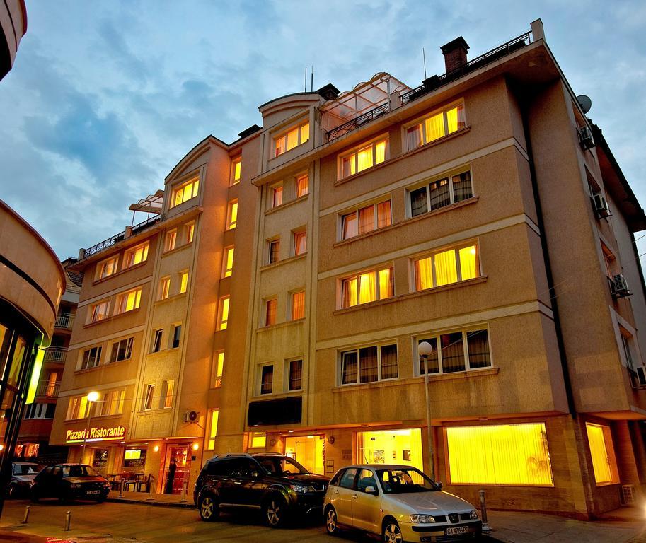 Apartments Carrera Sofia Buitenkant foto